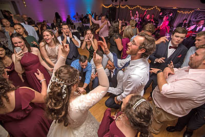 A wedding crowd dancing to the music of Boston Premier
